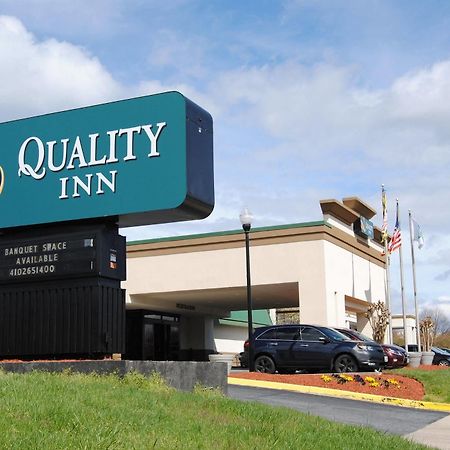 Quality Inn Windsor Mill Экстерьер фото
