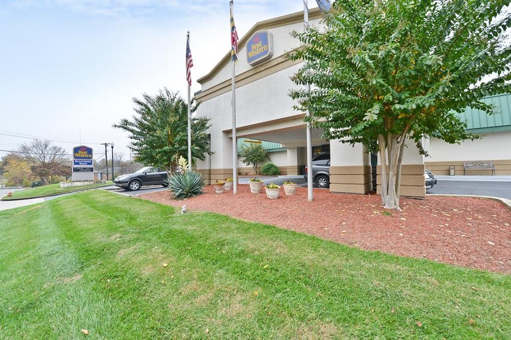 Quality Inn Windsor Mill Экстерьер фото
